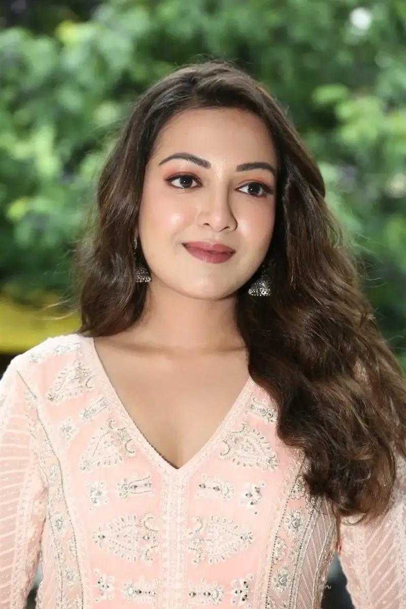 TAMIL ACTRESS CATHERINE TRESA IN PINK DRESS AT MOVIE OPENING 11